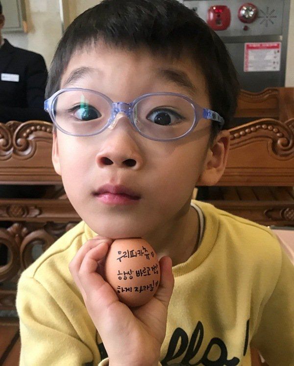 Sau Song - Song, đến y tá của Hậu duệ mặt trời tố chồng bạo hành