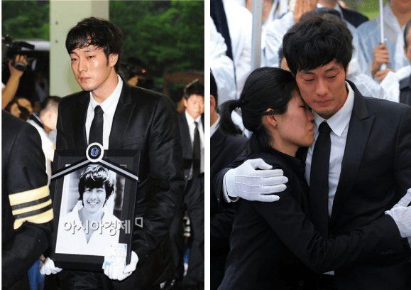 So Ji Sub ngồi trước mộ tài tử Bản Tình Ca Mùa Đông 9 năm ngày mất