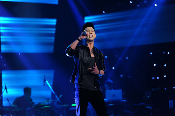 Song Luân chiếm sóng sự kiện đến gameshow truyền hình ăn khách