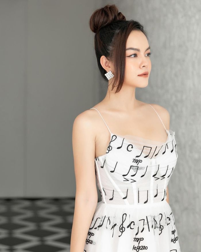 Sự nghiệp phất lên như diều gặp gió của sao nữ Việt sau ly hôn
