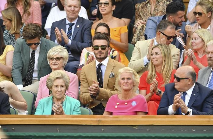 Xuất hiện tại Wimbledon, David Beckham lại gây sốt vì quá đẹp trai