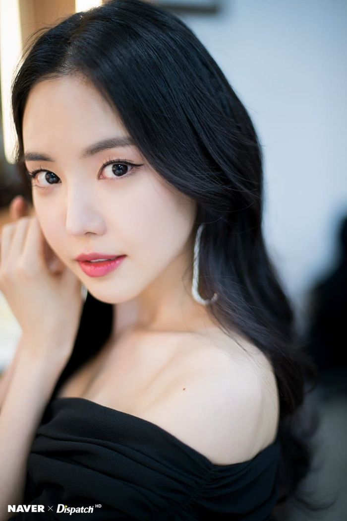 10 nữ thần tượng có bờ vai quyến rũ nhất Kpop