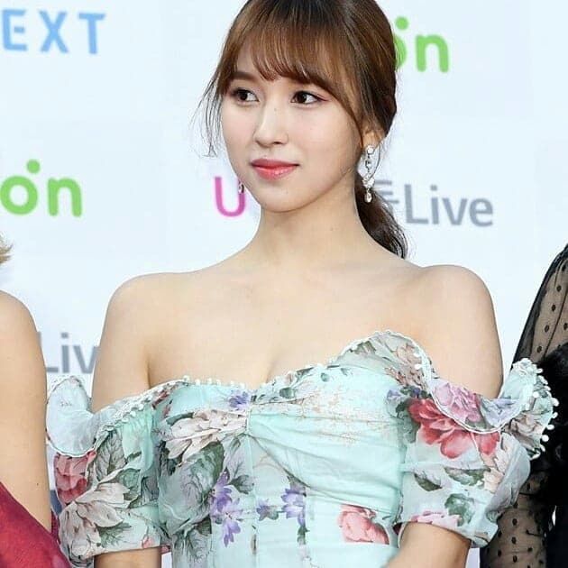 10 nữ thần tượng có bờ vai quyến rũ nhất Kpop