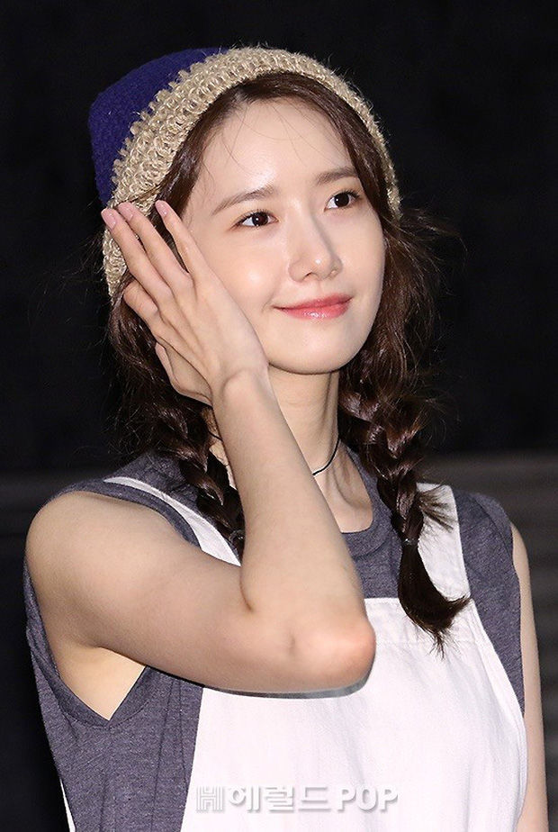 29 tuổi Yoona chứng minh nhan sắc nữ thần chỉ với tóc bím, quần yếm
