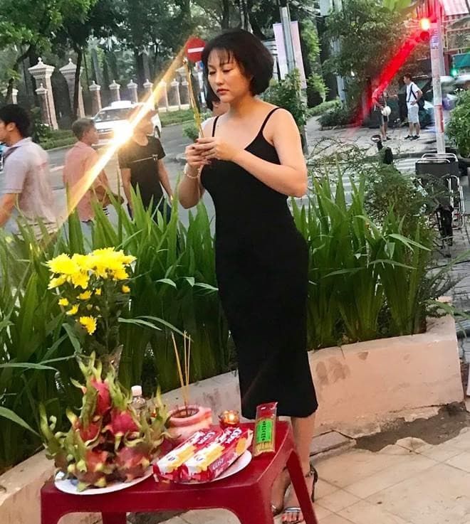 Ảnh hot sao Việt: Phương Trinh ăn chay lại mặc áo lông thú