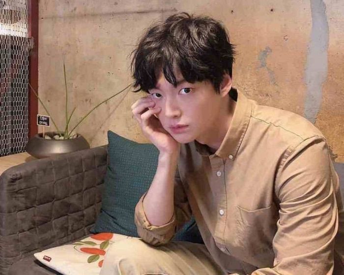 Ahn Jae Hyun bị netizen Hàn khủng bố nặng nề sau khi xóa bình luận