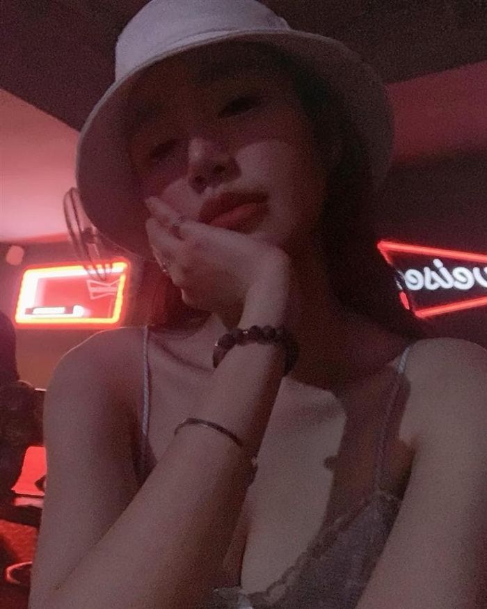 Ảnh hot sao Việt: Kỳ Duyên đáp trả sau khi ngoáy mũi bị chê