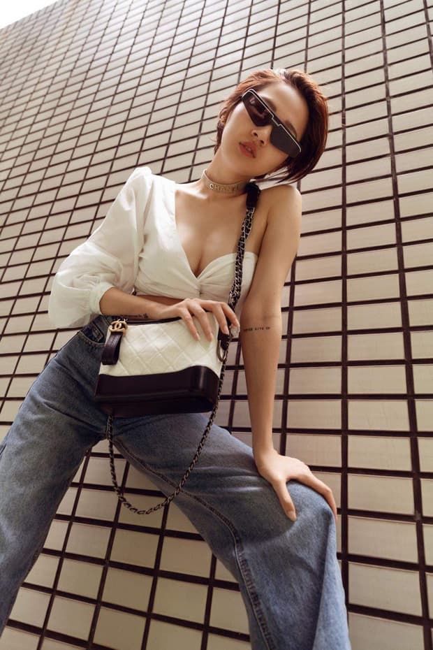 Ảnh hot sao Việt: Ngọc Trinh khoe mông theo style người rừng