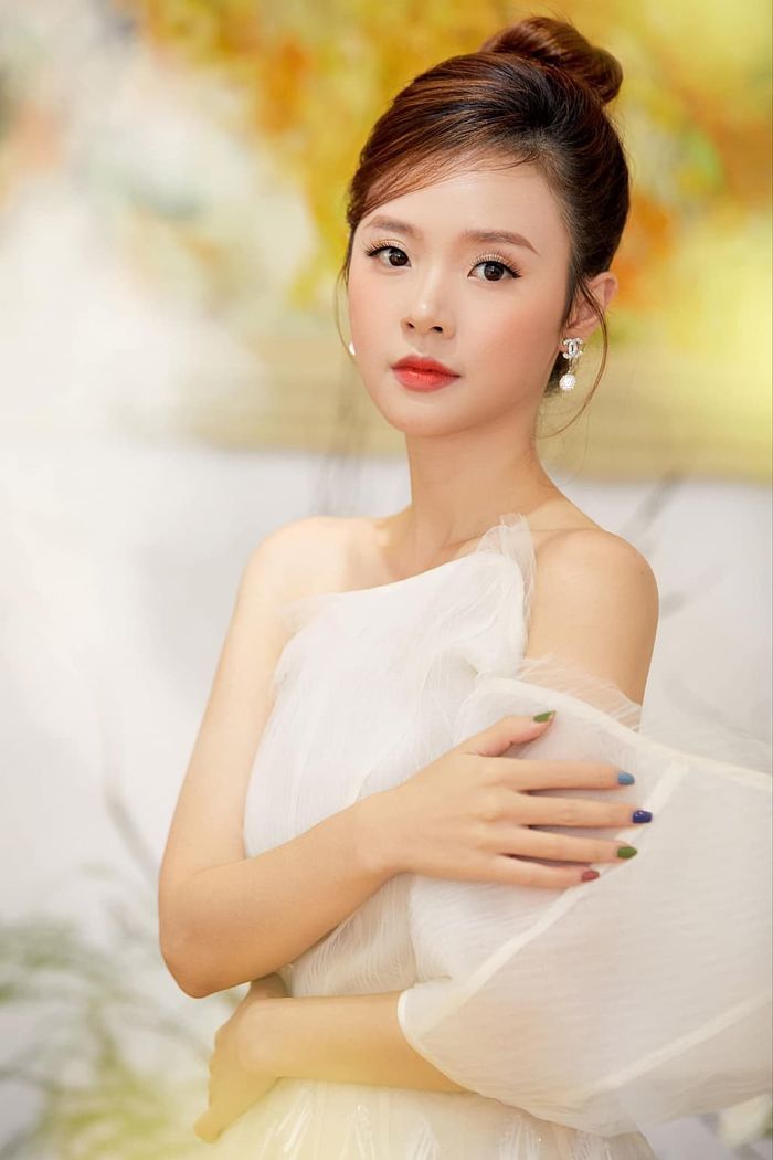 Ảnh hot sao Việt: Vũ Ngọc Anh - Cường Seven bí mật cưới