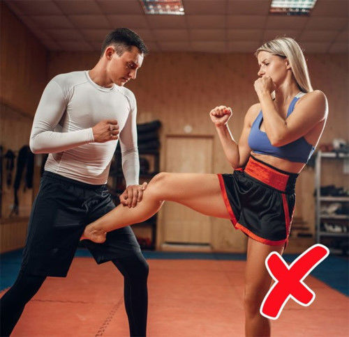 7 bí kíp tự vệ tưởng là an toàn nhưng có thể sẽ khiến bạn nguy hiểm hơ
