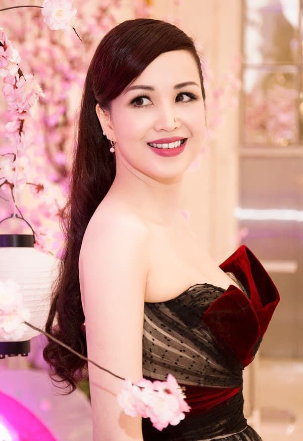 Các sao Việt nhận bằng thạc sĩ dù tuổi đời còn rất trẻ
