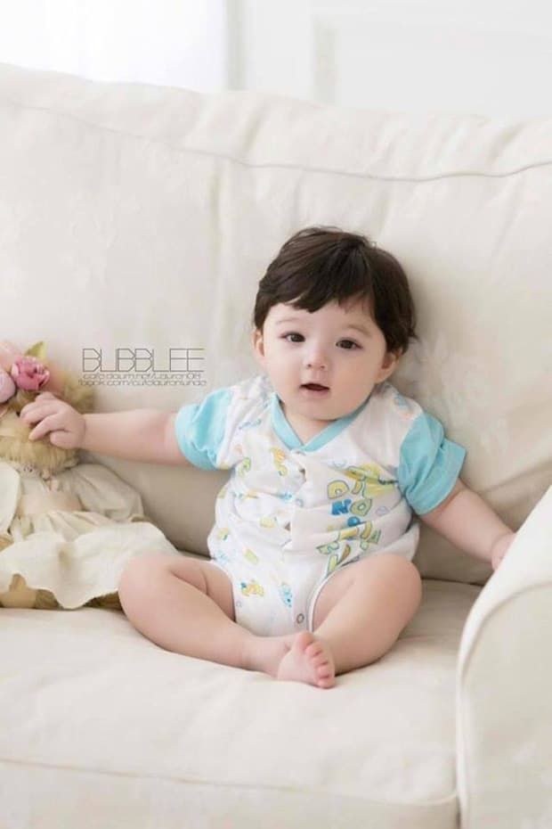 Cậu bé lai Hàn - Canada Cooper giờ đã là mẫu nhí đình đám xứ Hàn