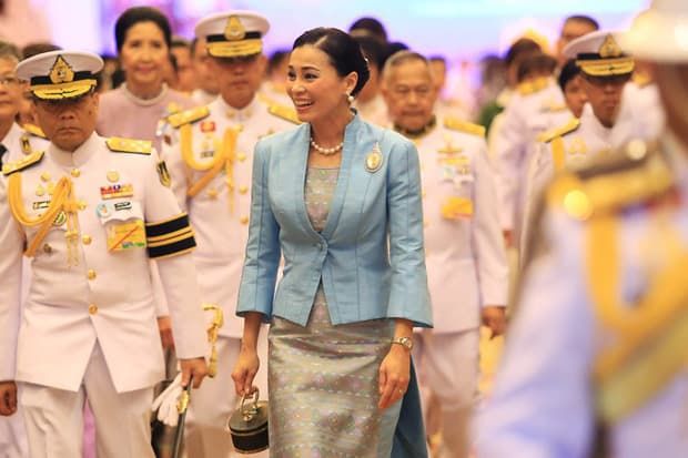 Câu chuyện chung chồng của Hoàng hậu và Thứ phi Thái Lan