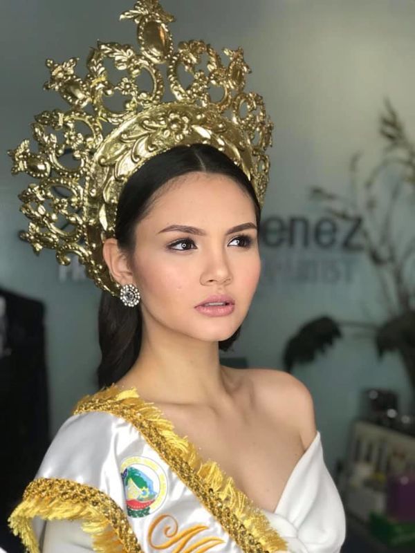 Chiếc vương miện “siêu to khổng lồ” của Hoa hậu Philippines