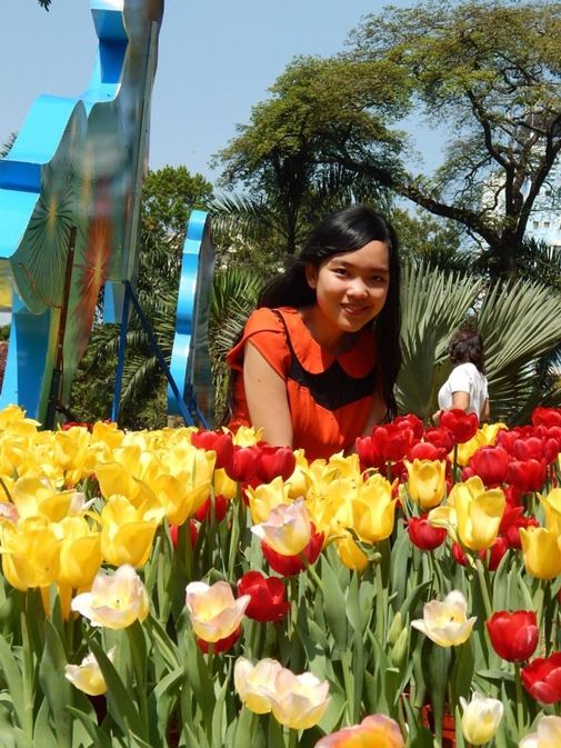 Cô gái đòi bạn trai đi du lịch châu Âu trong BMHH từng đi đóng phim