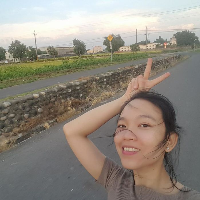 Cô gái đòi bạn trai đi du lịch châu Âu trong BMHH từng đi đóng phim