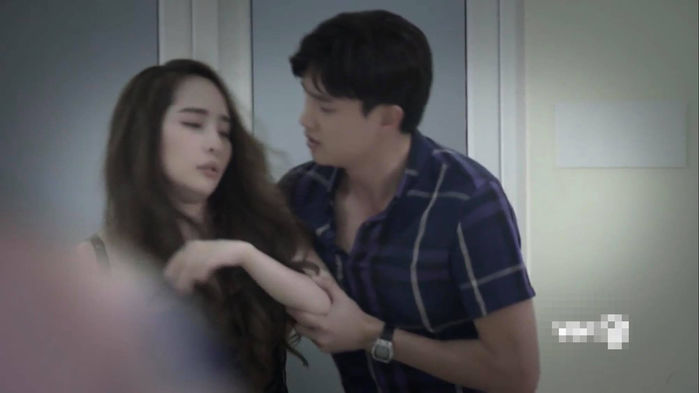 Cũng có ngày Vũ tán mãi một em không đổ, đó là Thư!