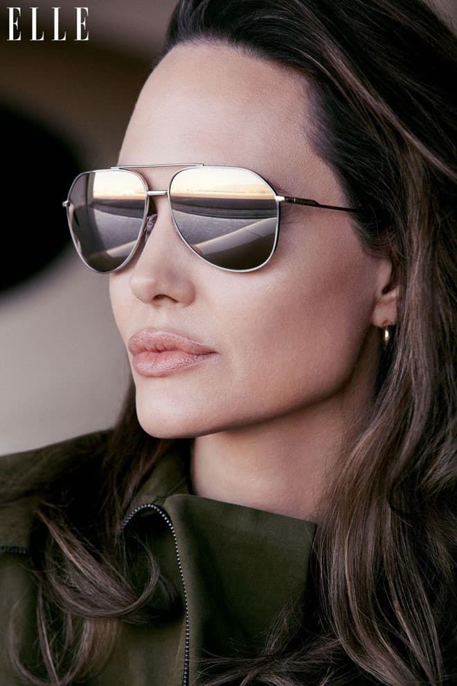 Cuộc sống của minh tinh Angelina Jolie sau khi ly hôn Brad Pitt