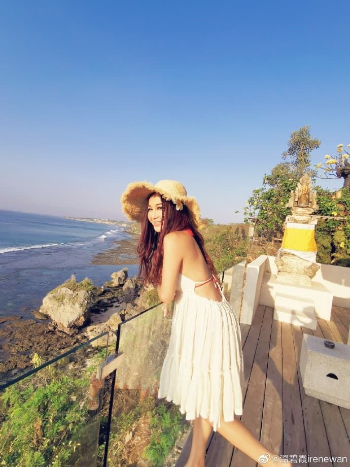 Dàn chị đại U60 sexy của showbiz châu Á