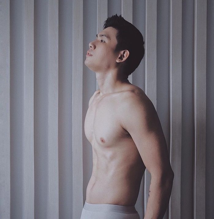 Nam thần Việt khoe body 6 múi: Ngô Kiến Huy, Đại Nhân khiến fan đổ gục