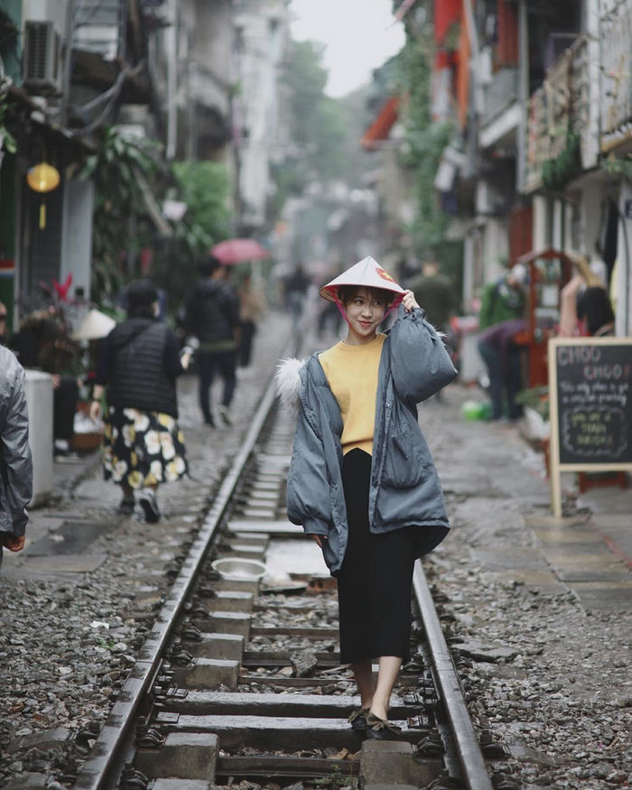 Tọa độ sống ảo siêu chất ở Hà Nội nhất là con hẻm sống ảo cực chill'
