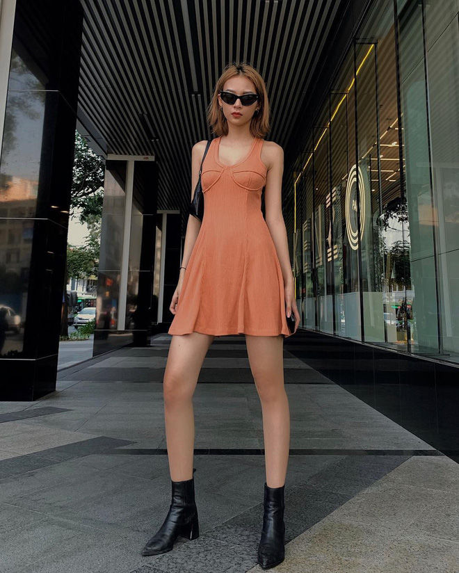 Được cả Jennie, Lisa “lăng xê”, túi xách quai ngắn vẫn đang hot hit