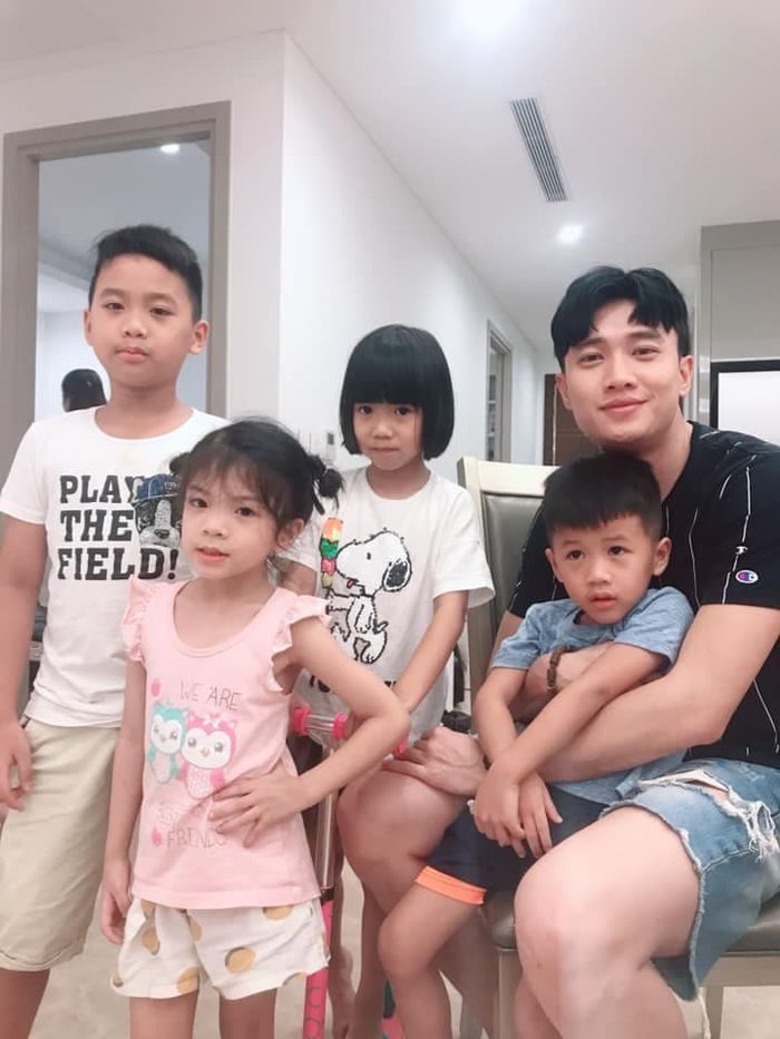 Được fan gợi ý tìm đối tác sinh baby, Quốc Trường mạnh dạn hỏi Midu
