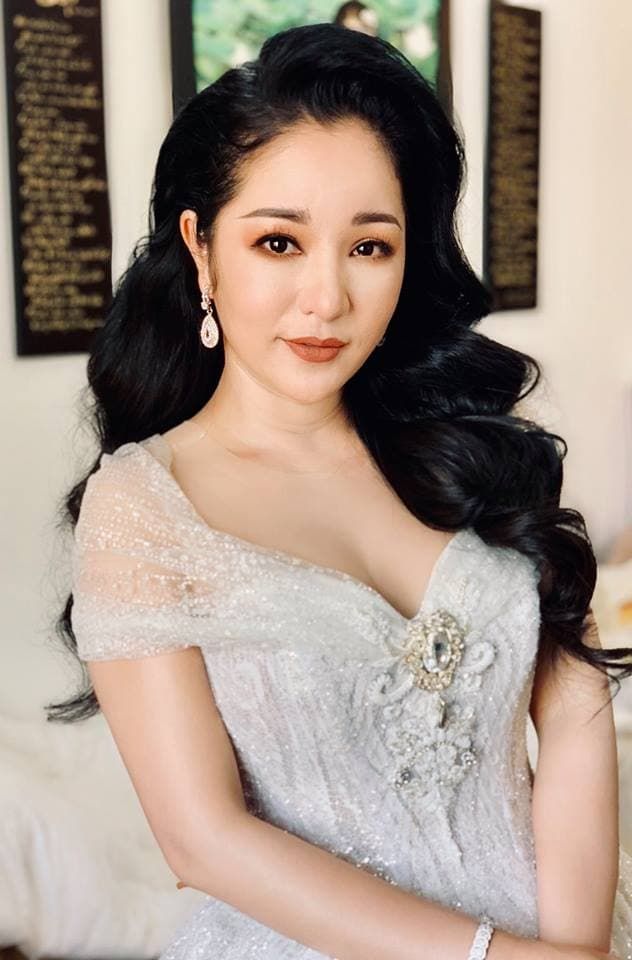 Đường tình đa truân của sao nữ làng hài