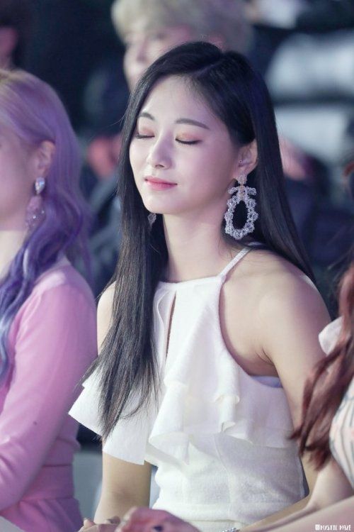 Gà nhà SM hay JYP mới xứng đáng danh hiệu nữ thần?