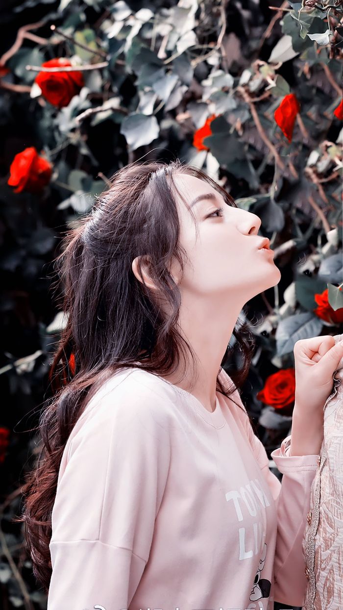 Góc nghiêng thần thánh của sao nữ Hoa ngữ