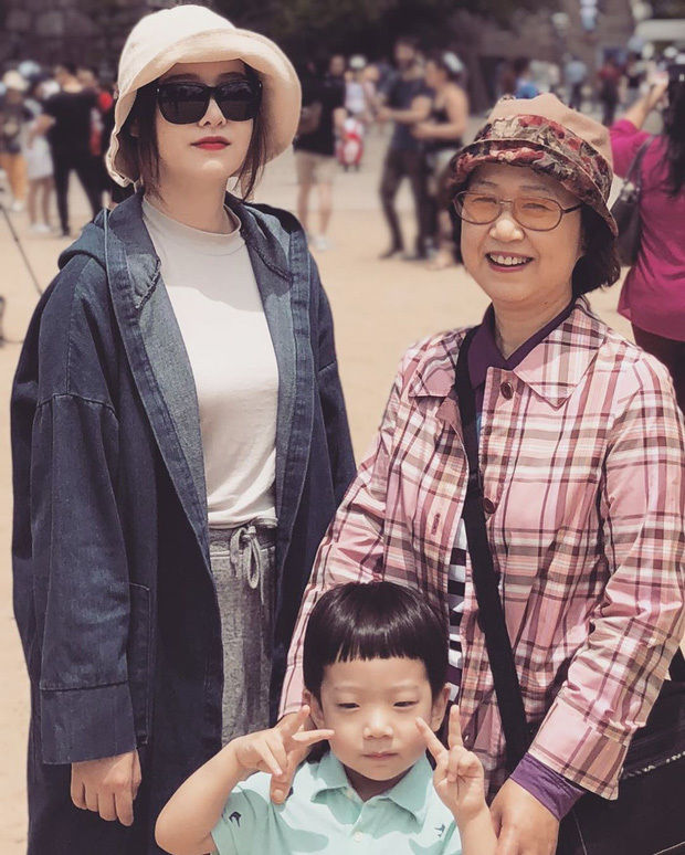 Goo Hye Sun và Ahn Jae Hyun đăng tải thông báo ly hôn