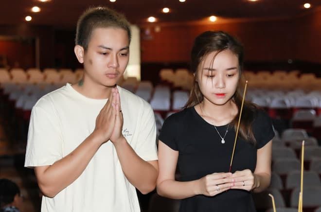 Hành trình 8 năm yêu nhau đầy sóng gió của Hoài Lâm và Bảo Ngọc
