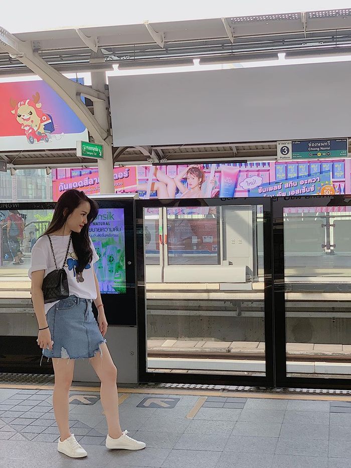 Hậu ly hôn Thu Ngọc trưởng nhóm “Mây Trắng” gây bất ngờ với sắc vóc