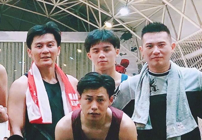 Hết hoá “ông chú trung niên, Lý Thần lại lộ nhan sắc hốc hác sau chia