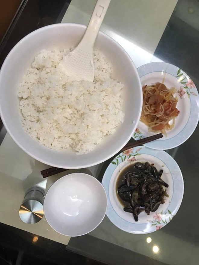 Cuộc sống hiện tại của danh hài Hoài Linh sau tin giải nghệ