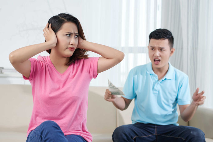 Khoa học chứng minh: vợ chồng thường xuyên cãi nhau mới hạnh phúc