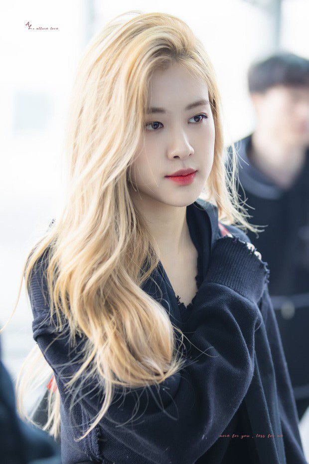 Không phải Lisa (BLACKPINK) hay Song Hye Kyo, IU mới là nữ thần Kbiz
