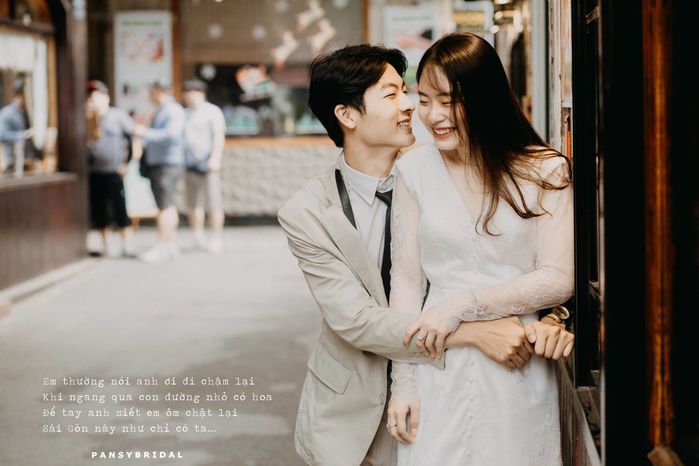Lướt FB rồi comment nhận vơ người yêu, chuyện tình tưởng đùa mà thật