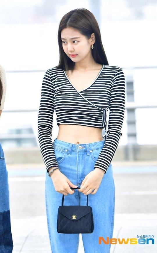 Mỹ nhân Kpop sở hữu vòng eo con kiến quyến rũ