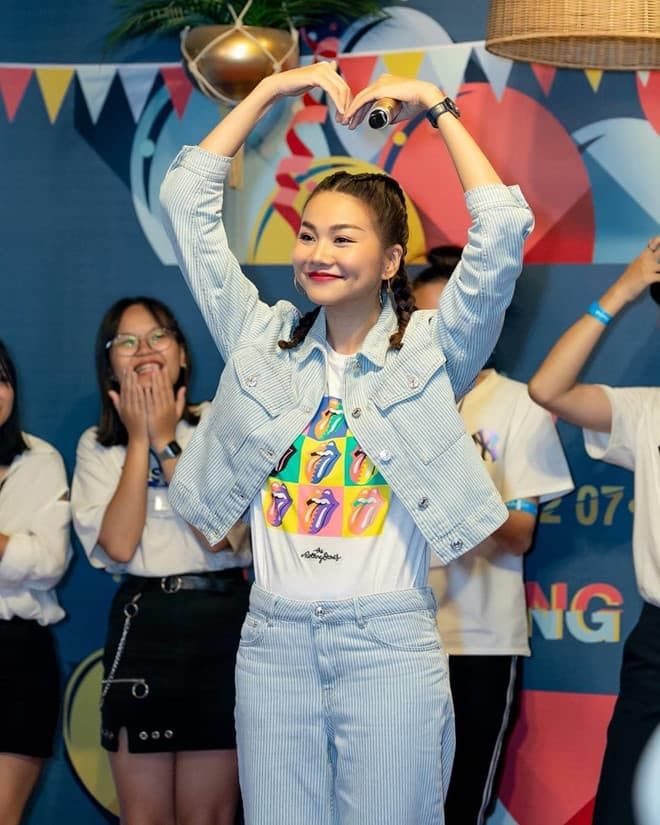 Mỹ nhân Việt chuộng phong cách hồi teen ở tuổi ngoài 30