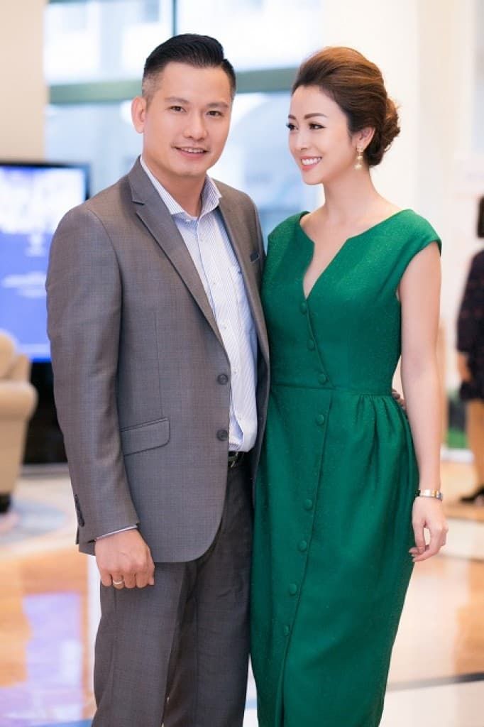 Mỹ nhân Việt qua một lần đò vẫn được chồng yêu chiều hết mực