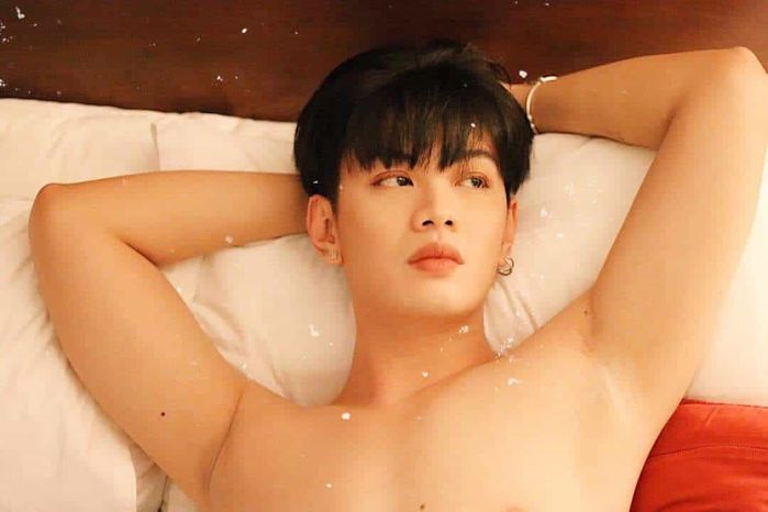 Ngô Kiến Huy vừa khoe body đã bị phũ, Hoàng Anh Vũ công khai bạn gái