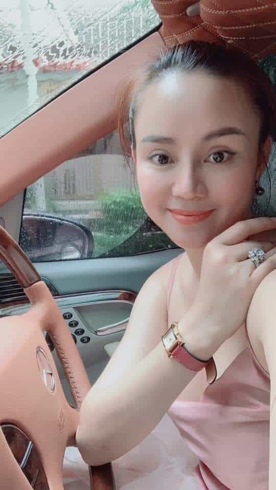 Ngô Kiến Huy vừa khoe body đã bị phũ, Hoàng Anh Vũ công khai bạn gái