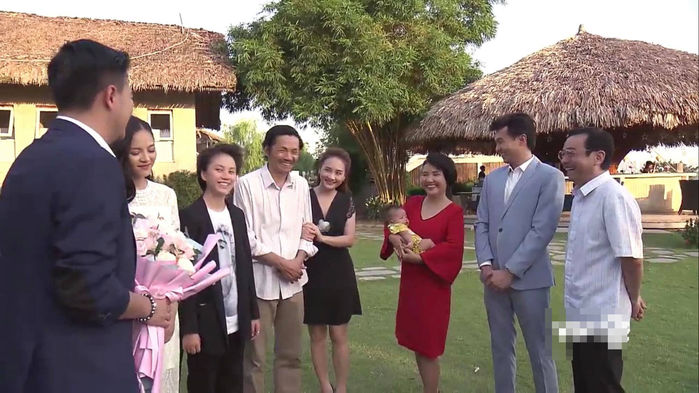 Ngoại truyện Về Nhà Đi Con lại có “drama” khi Huệ và Quốc lục đục