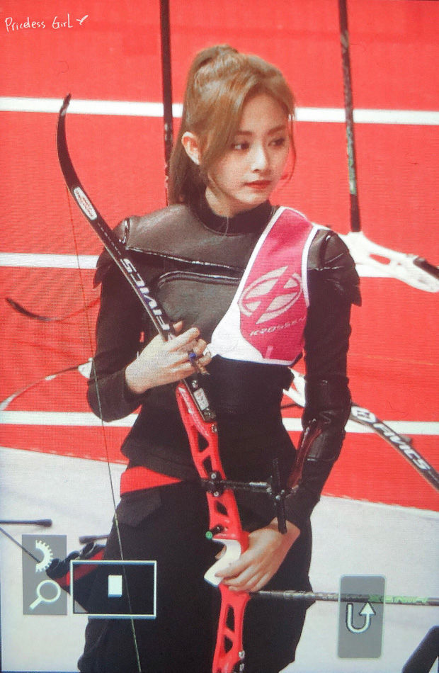 Nhan sắc của Tzuyu tại ISAC 2019: Xứng danh đẳng cấp nữ thần!