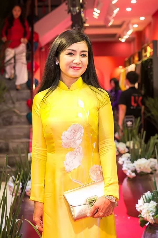 Nhan sắc đài các, trẻ mãi không già của những tượng đài điện ảnh Việt