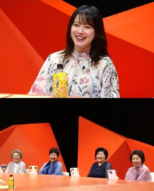 Goo Hye Sun và vở kịch hôn nhân hạnh phúc với Ahn Jae Hyun