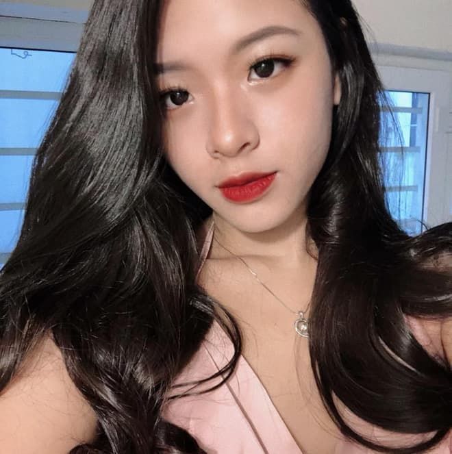 Những cô con gái tuổi teen của sao Việt: Toàn thần thái như Hoa hậu