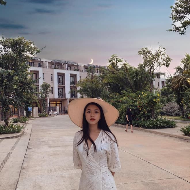 Những cô con gái tuổi teen của sao Việt: Toàn thần thái như Hoa hậu