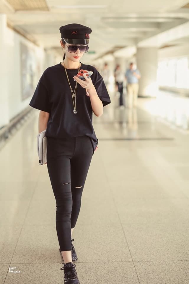 Những mỹ nhân sở hữu đôi chân dài cực phẩm của làng giải trí Hoa ngữ